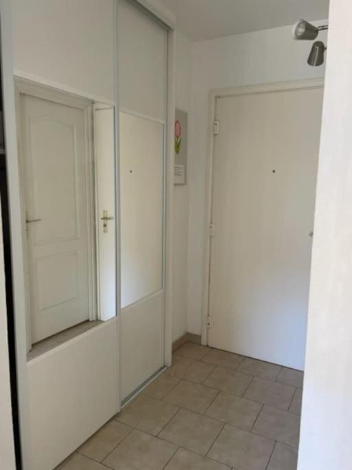 Bel Appartement Proche Du Port ساناري سور مير المظهر الخارجي الصورة